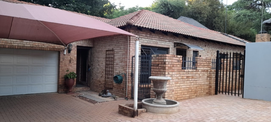 3 Bedroom Property for Sale in Wilkoppies North West